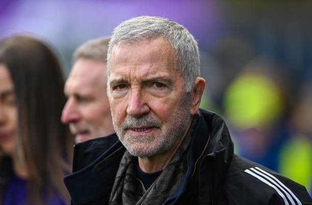 Chuyên gia Graeme Souness đánh giá Man City là đối thủ chính của Liverpool