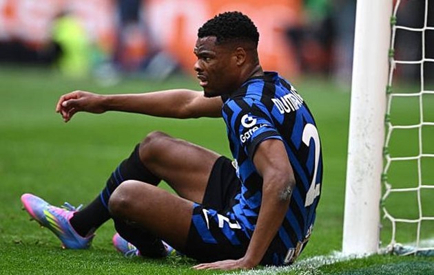 Hậu vệ Denzel Dumfries của Inter Milan lọt vào tầm ngắm của Manchester United