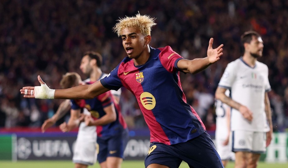 Lamine Yamal (17 tuổi) tỏa sáng với bàn thắng đẳng cấp cho Barcelona trận gặp Inter