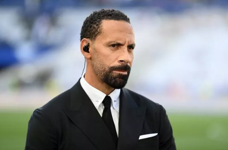 Rio Ferdinand khẳng định MU vẫn là CLB lớn hơn Liverpool về quy mô