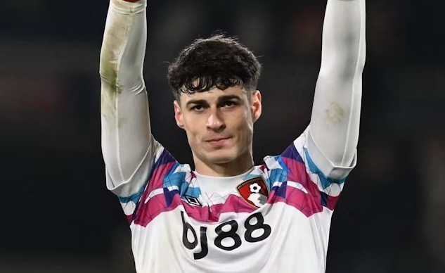 Thủ môn Kepa Arrizabalaga trong màu áo Chelsea được Leverkusen quan tâm